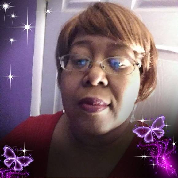 Meet your Posher, A'lisa - Picture 1 of 1